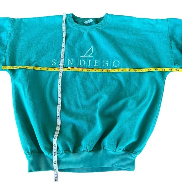 VTG Crazy Shirts SAN DIEGO Embroidered Crewneck Sweatshirt Sailing Flags Small - Picture 8 of 14